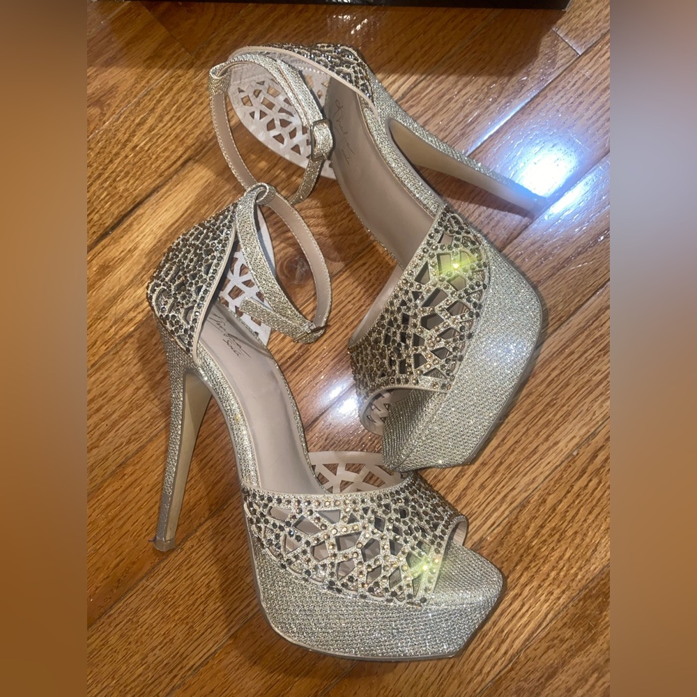 Thalia Sodi Gold heel pumps - Picture 5 of 5